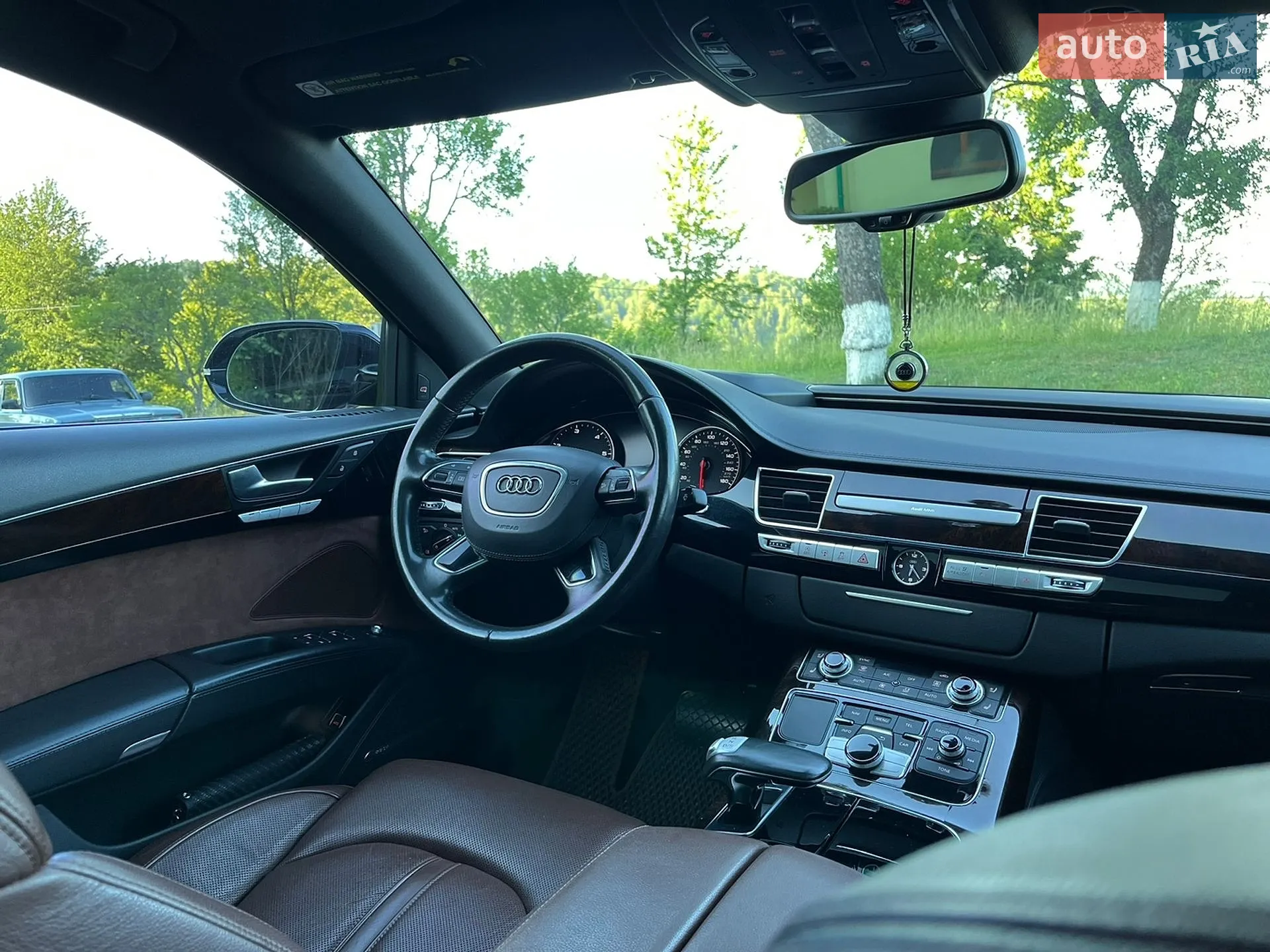 2014 Audi A8 - мініатюра 3