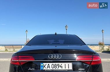 Седан Audi A8 2016 в Благовіщенську