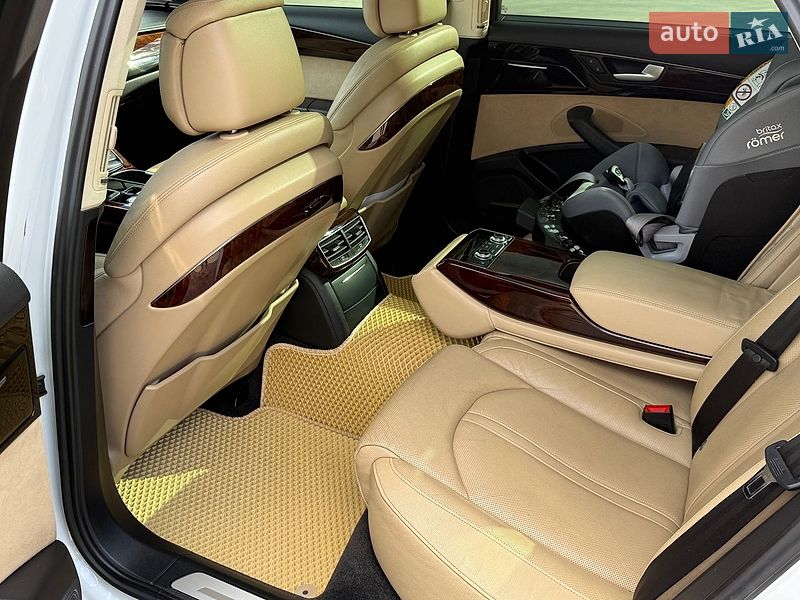 Седан Audi A8 2014 в Хмельницькому фото 17 Седан Audi A8 2014 в Хмельницькому