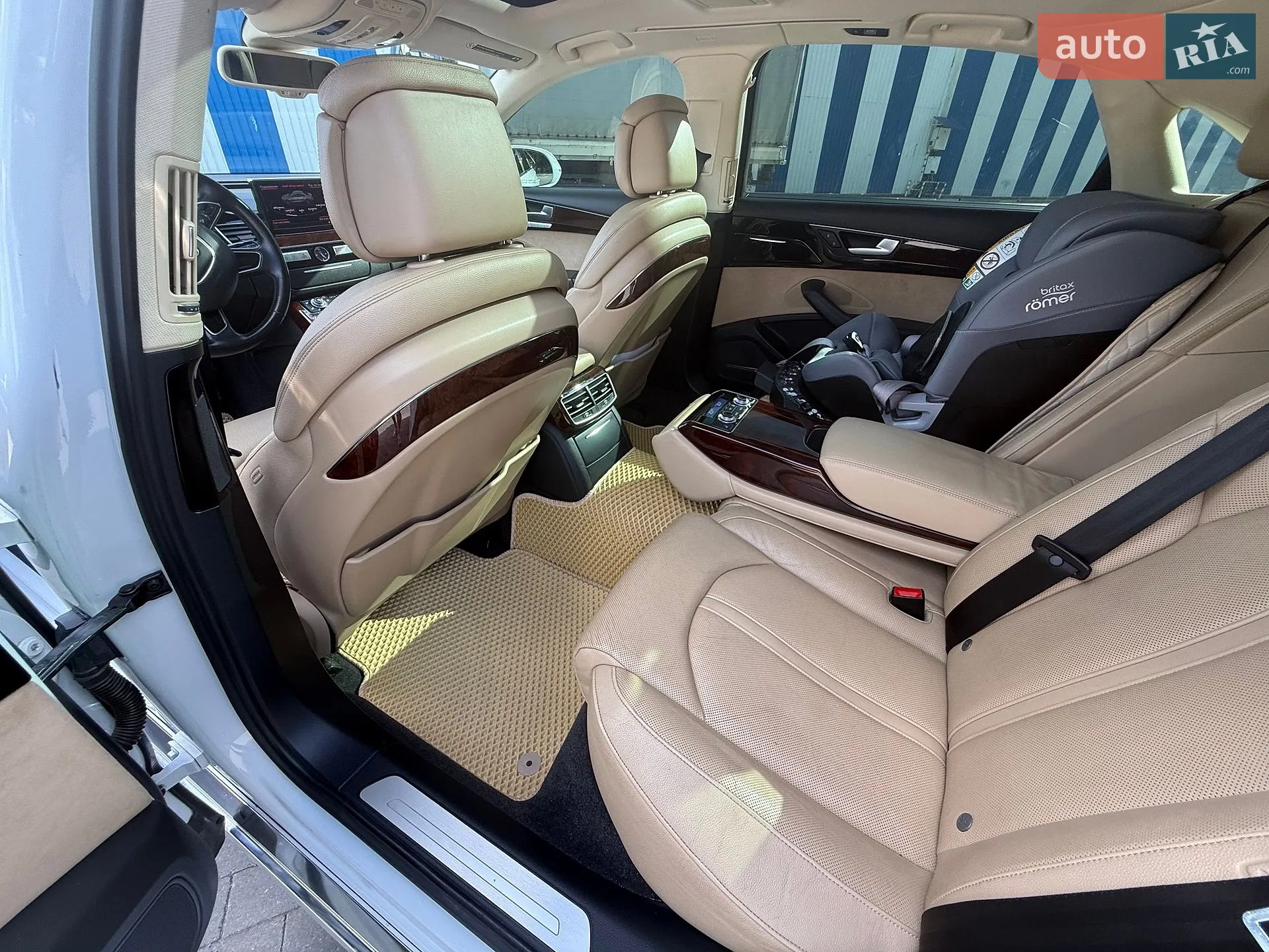 2014 Audi A8 - мініатюра 23