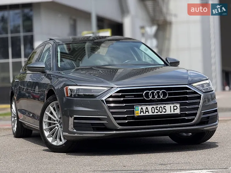 Audi A8 2018 VIN WAU8DAF83KN010633 фото оголошення 106 з 176