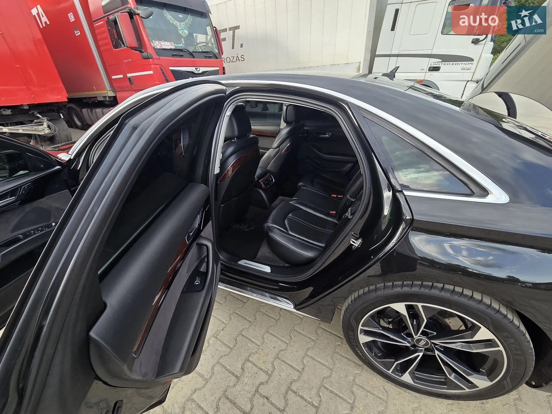 2011 Audi A8 - мініатюра 8
