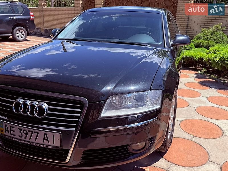 Седан Audi A8 2005 в Тернівці