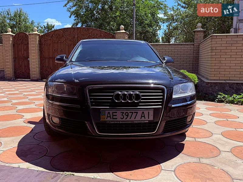 Седан Audi A8 2005 в Тернівці