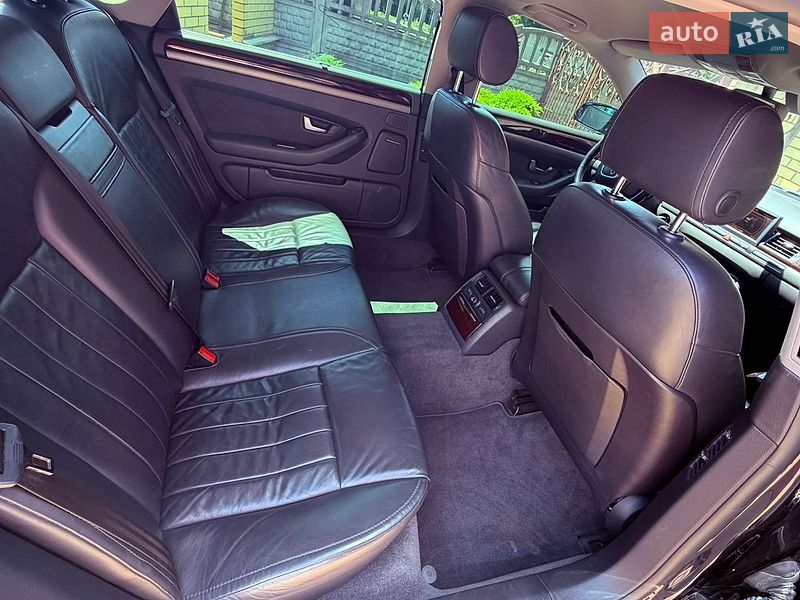Седан Audi A8 2005 в Тернівці