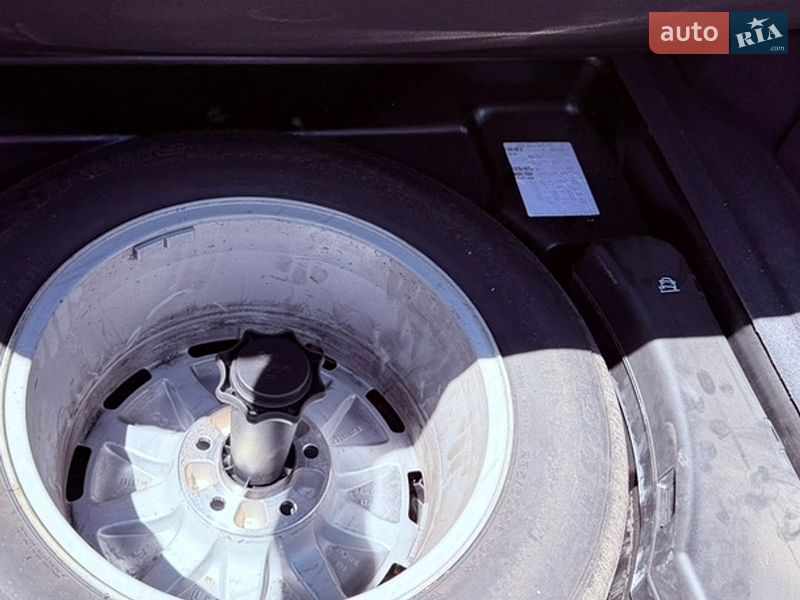 Седан Audi A8 2005 в Тернівці