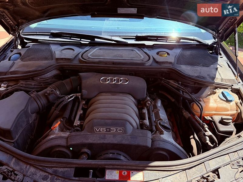Седан Audi A8 2005 в Тернівці