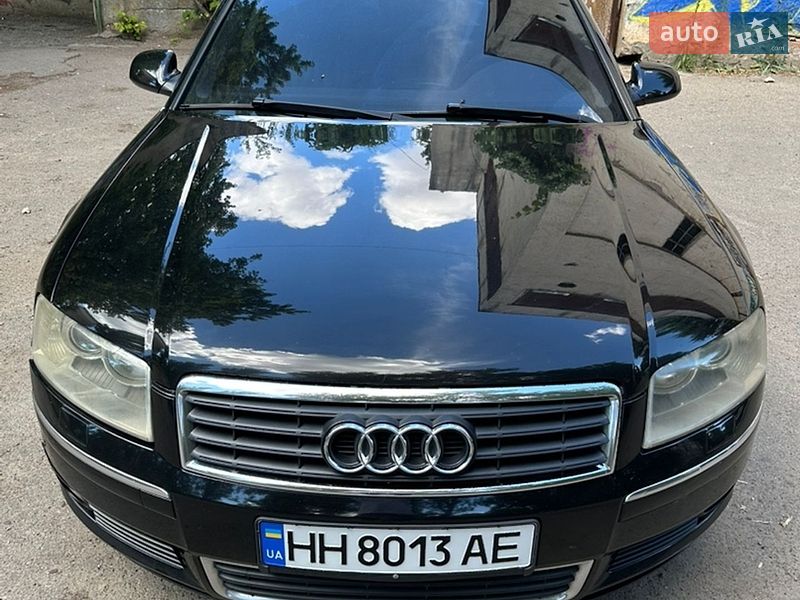 Седан Audi A8 2004 в Одесі
