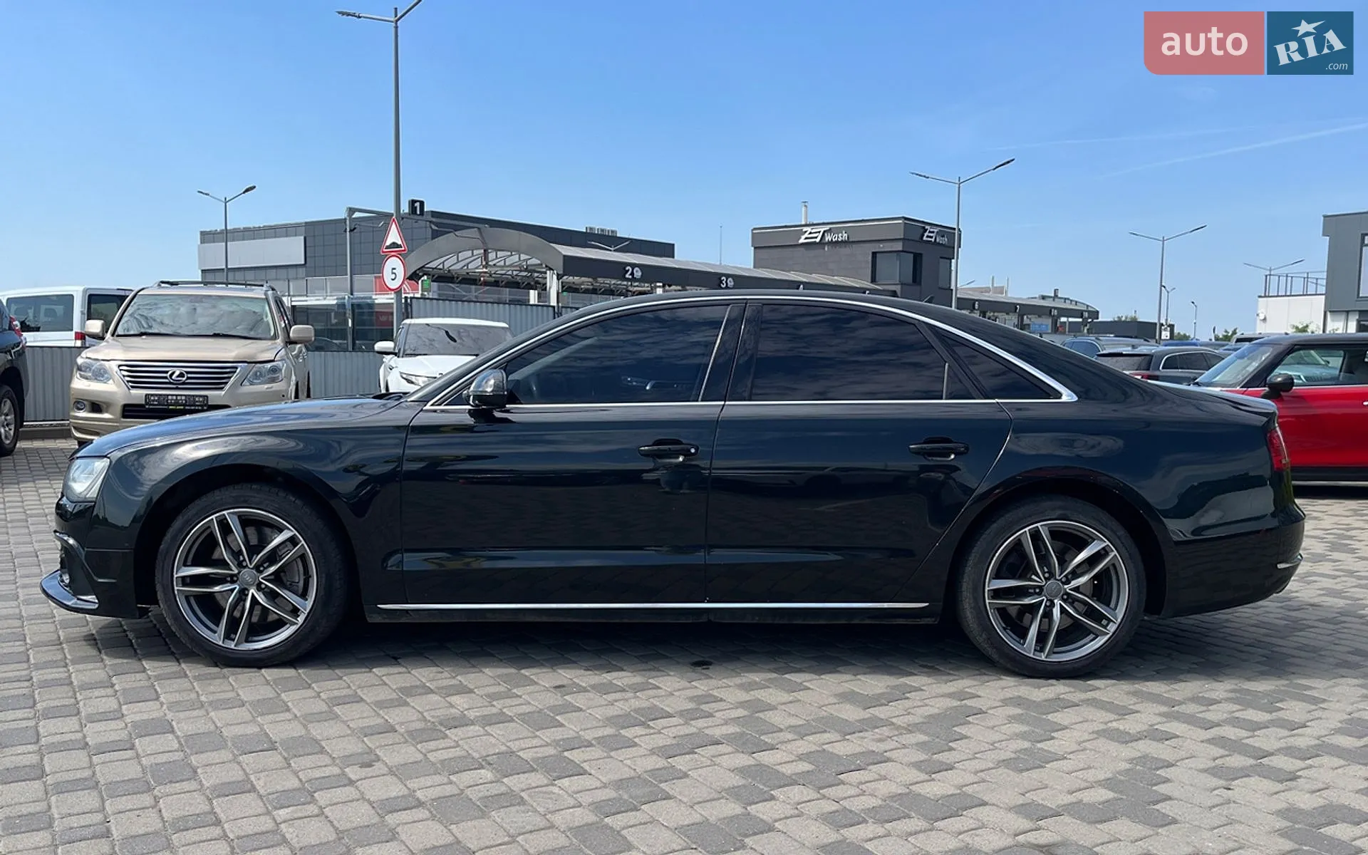 2011 Audi A8 - мініатюра 2