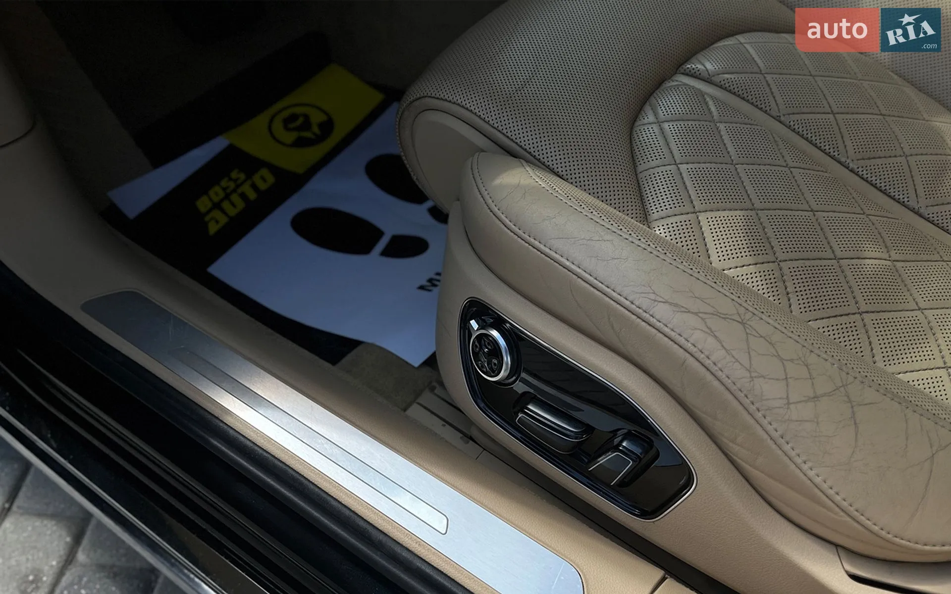 2011 Audi A8 - мініатюра 12