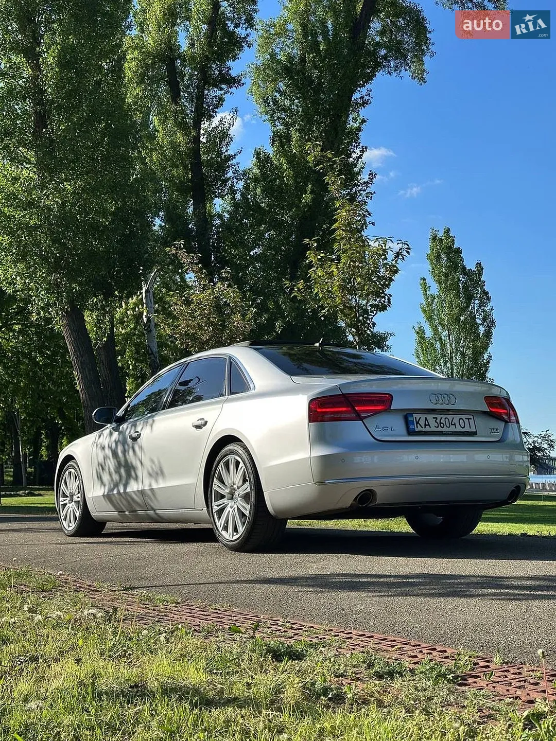 2011 Audi A8 - мініатюра 3