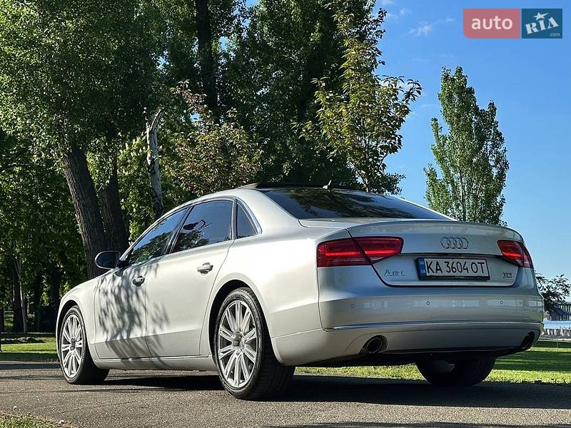 Седан Audi A8 2011 в Києві