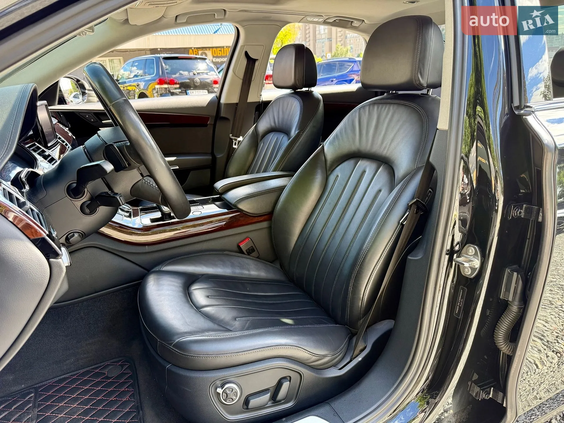 2012 Audi A8 - мініатюра 8