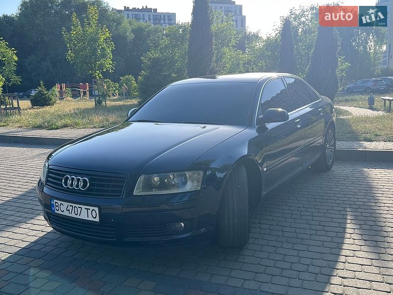Седан Audi A8 2004 в Львове