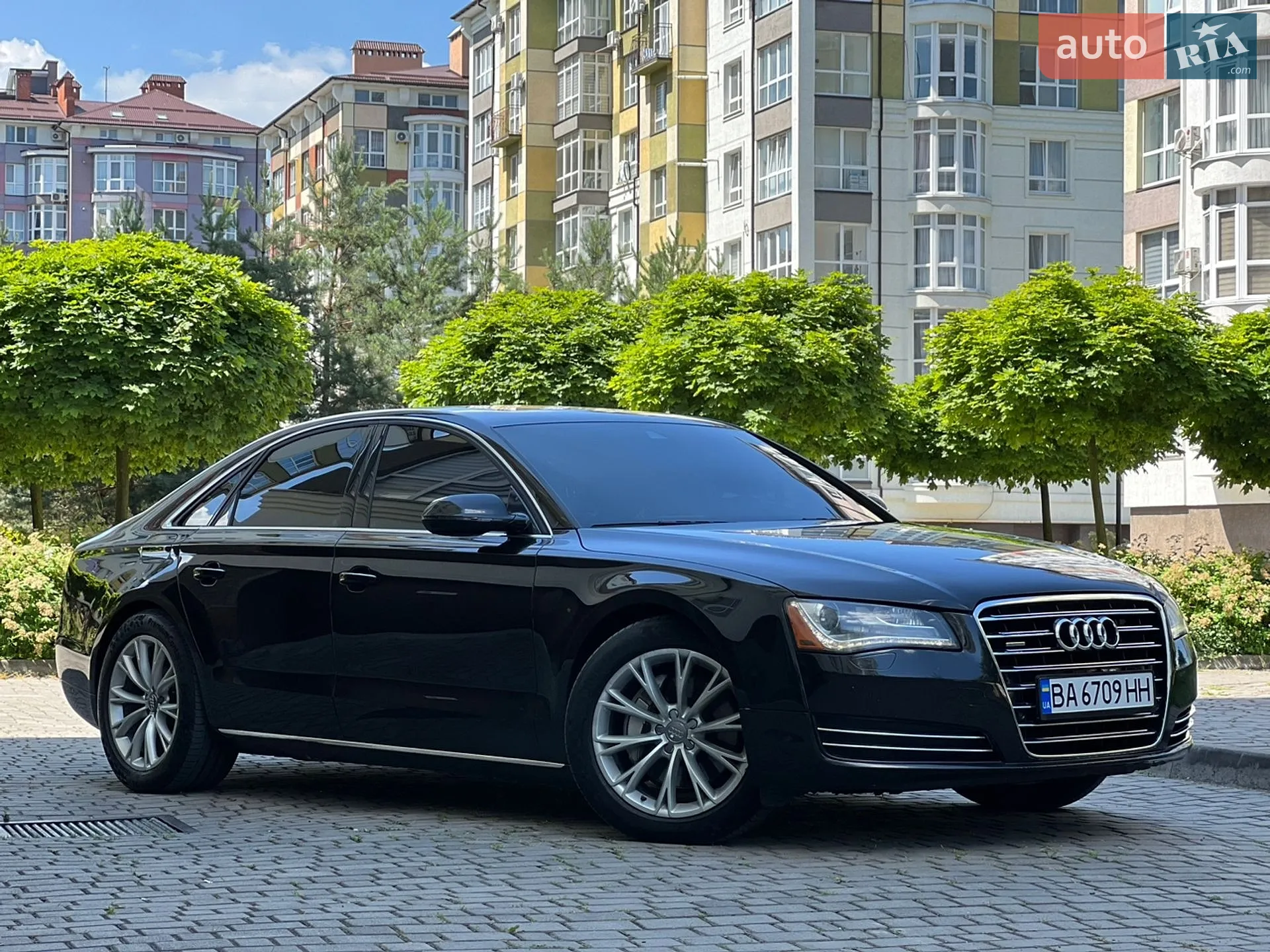 Audi A8 2012 VIN WAUAGAFD0DN016009 фото оголошення 4 з 51
