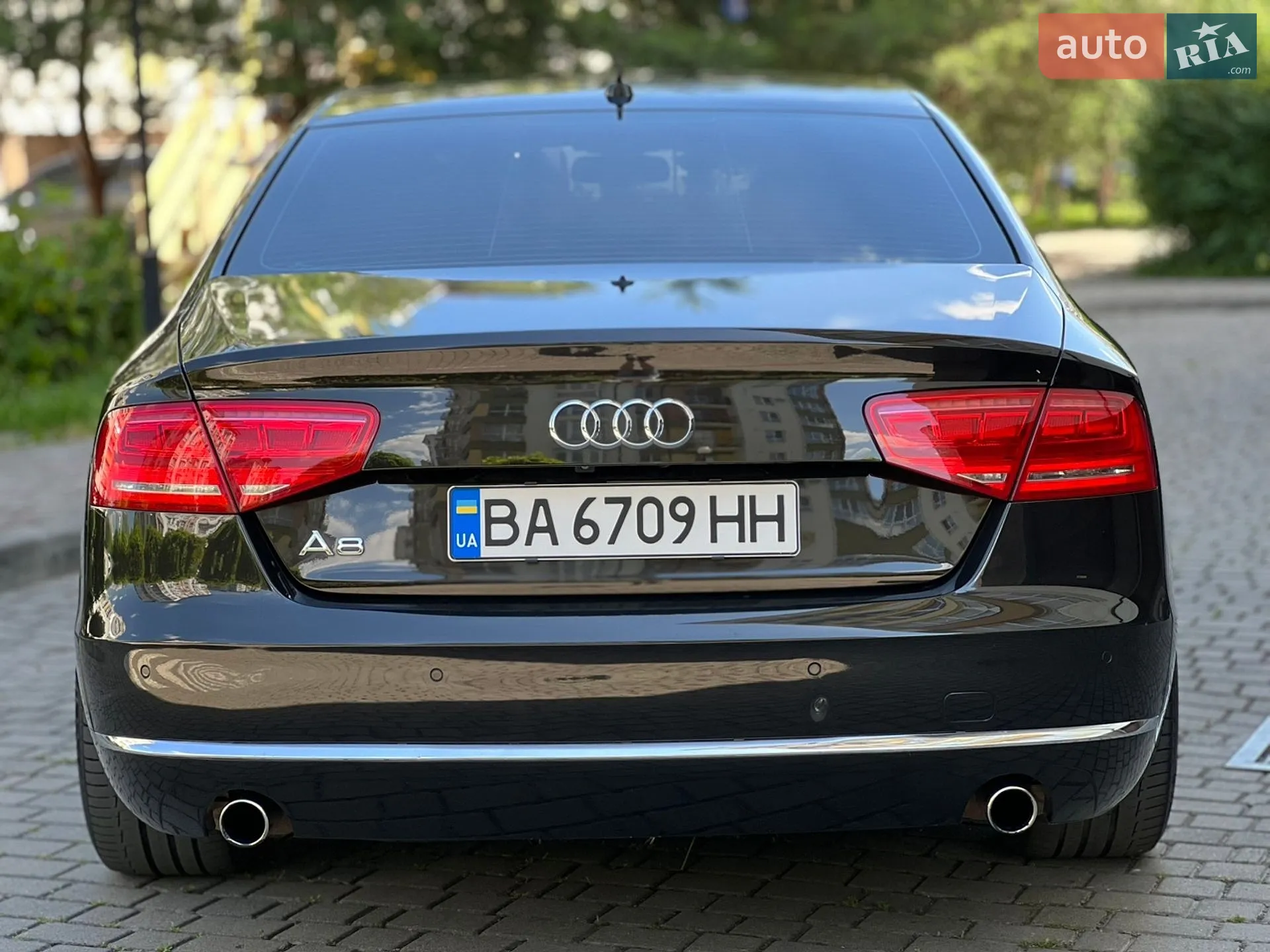 Audi A8 2012 VIN WAUAGAFD0DN016009 фото оголошення 18 з 51