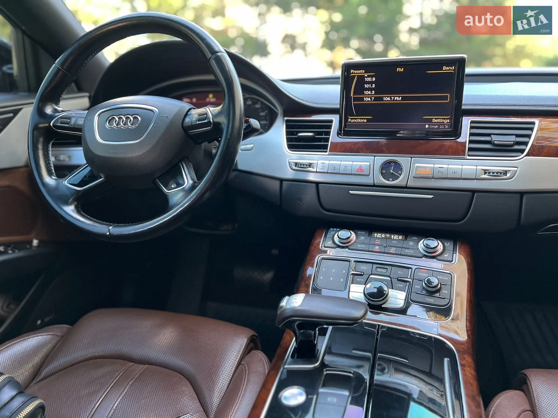 Audi A8 2012 VIN WAUAGAFD0DN016009 фото оголошення 39 з 51