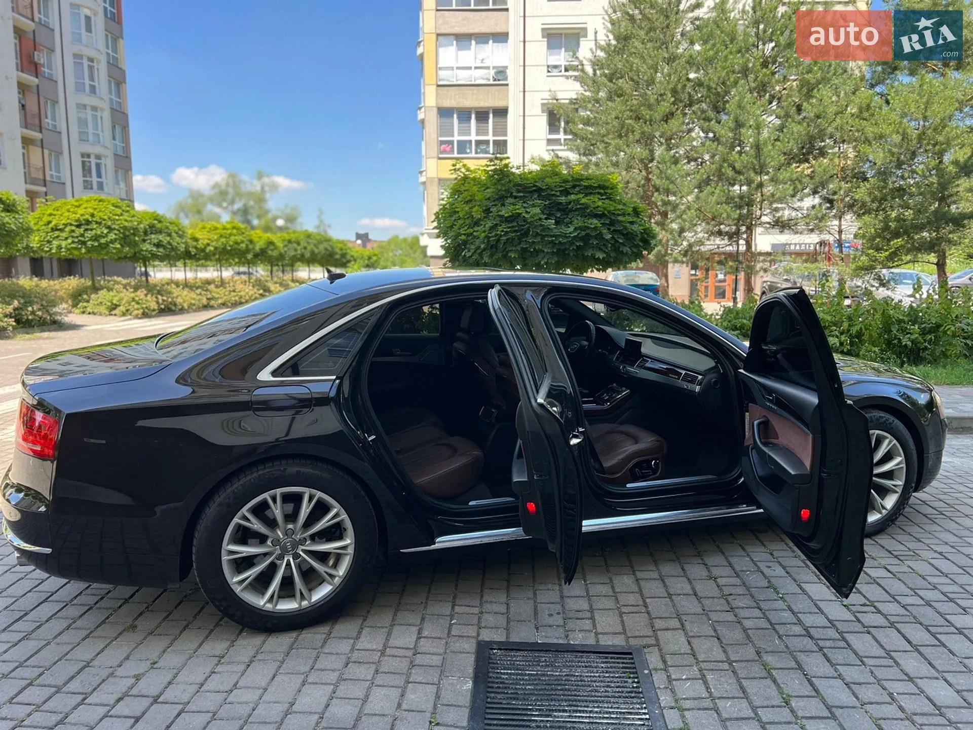 Audi A8 2012 VIN WAUAGAFD0DN016009 фото оголошення 47 з 51