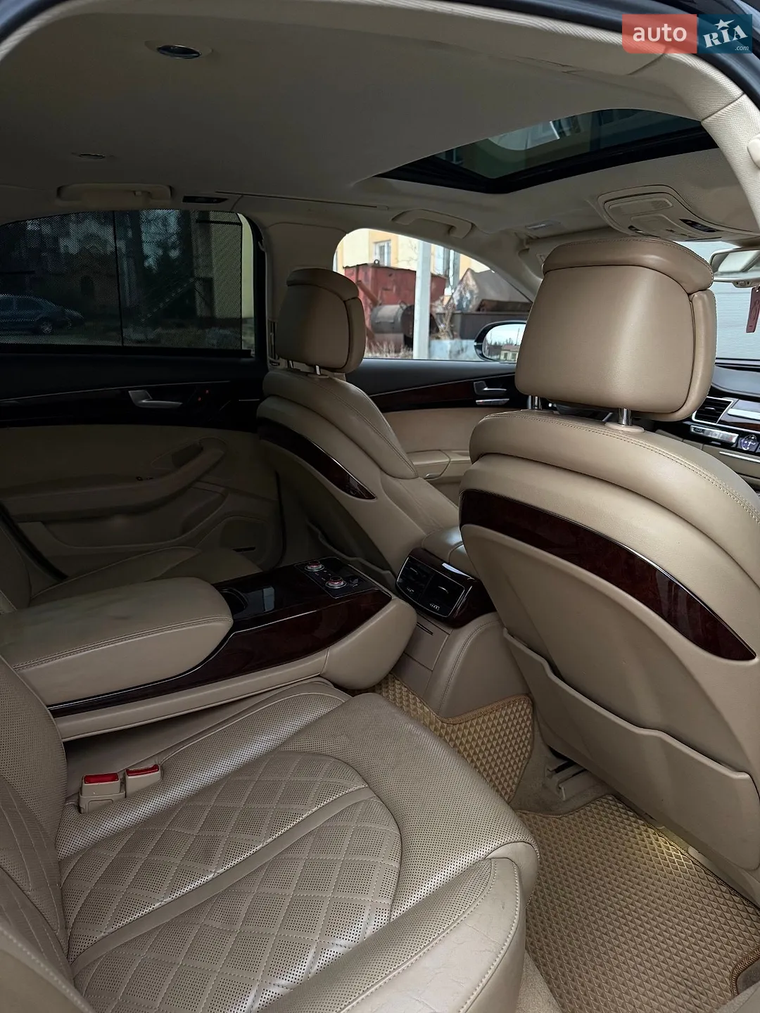 2011 Audi A8 - мініатюра 30