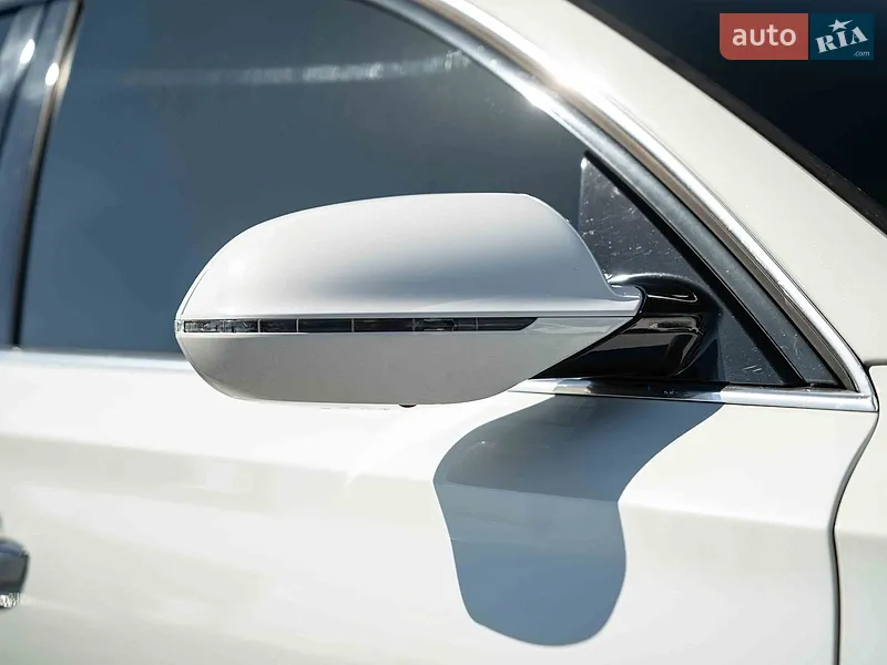 Audi A8 2015 VIN WAU3RAFD3GN007022 фото оголошення 9 з 96