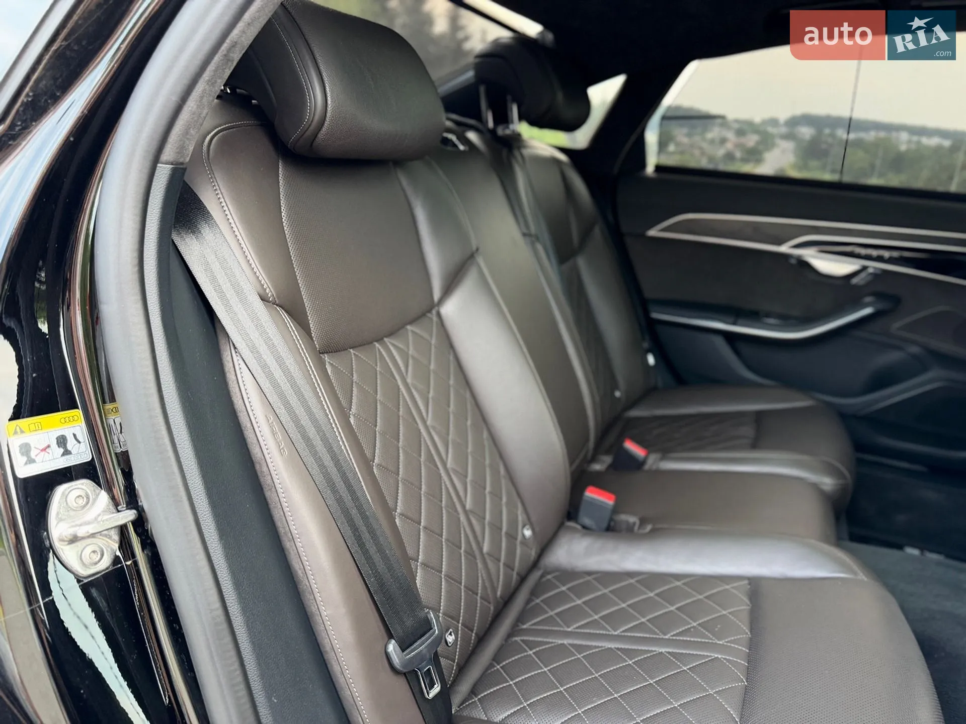 2019 Audi A8 - мініатюра 38
