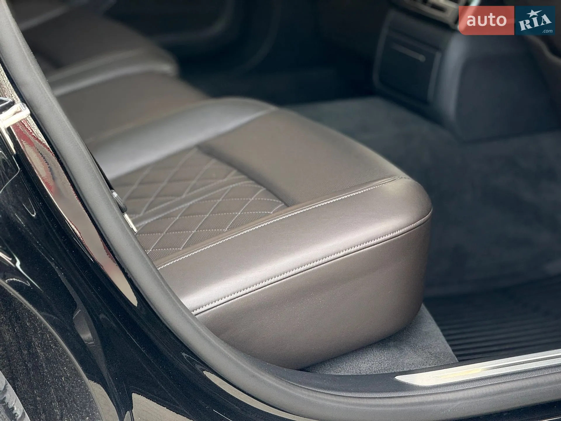 2019 Audi A8 - мініатюра 39