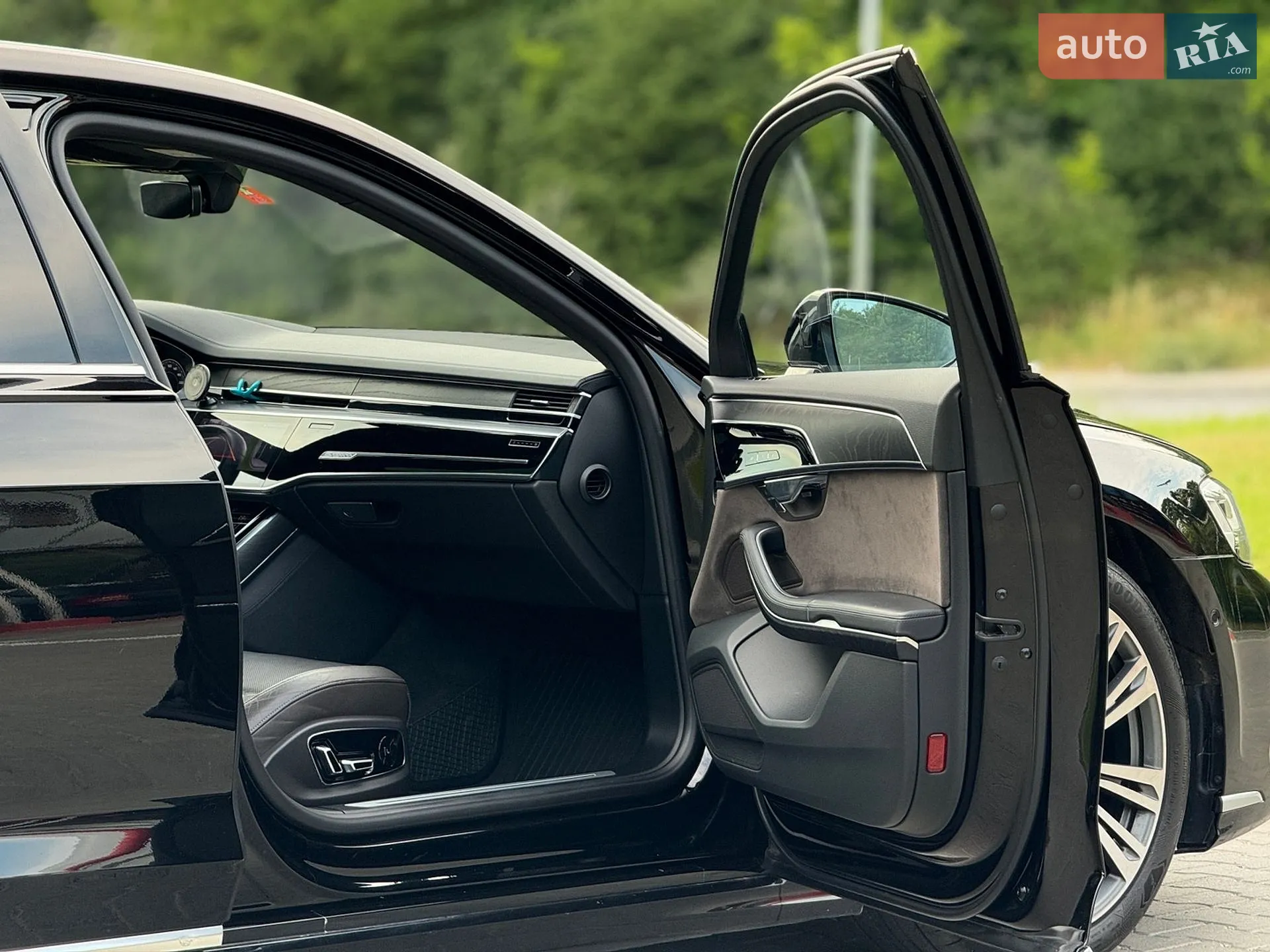 2019 Audi A8 - мініатюра 47