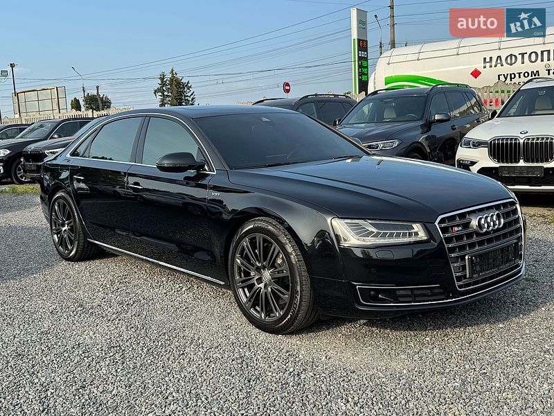 Седан Audi A8 2015 в Тернополе