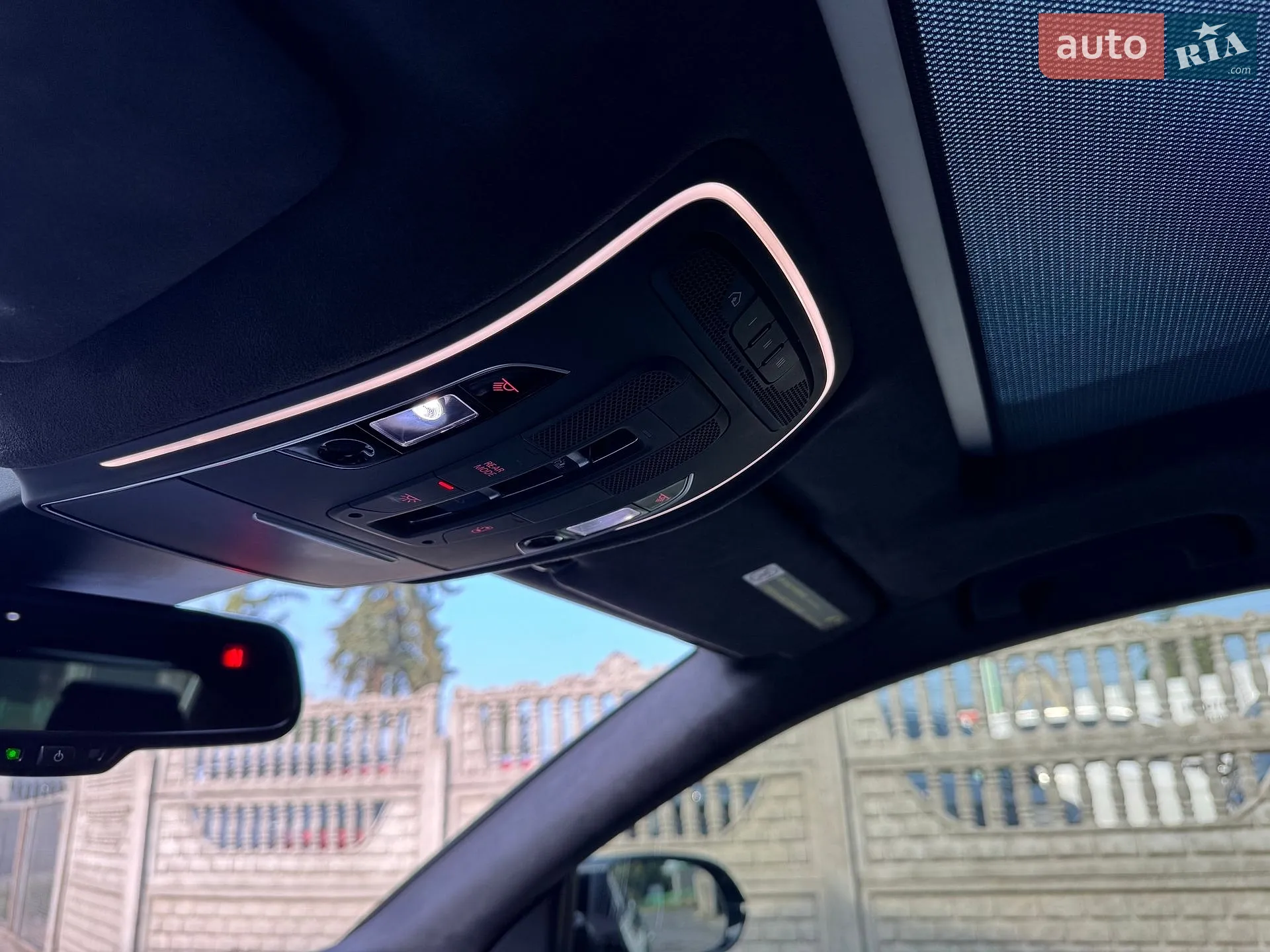 2015 Audi A8 - мініатюра 37