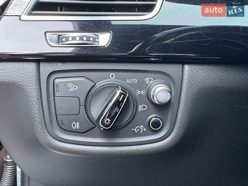 Седан Audi A8 2015 в Тернополе