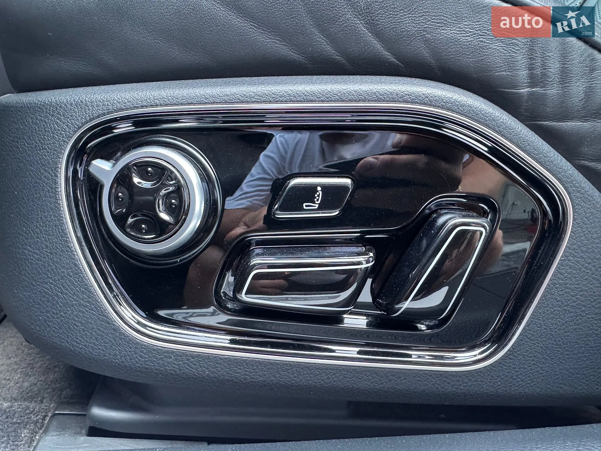 2015 Audi A8 - мініатюра 177