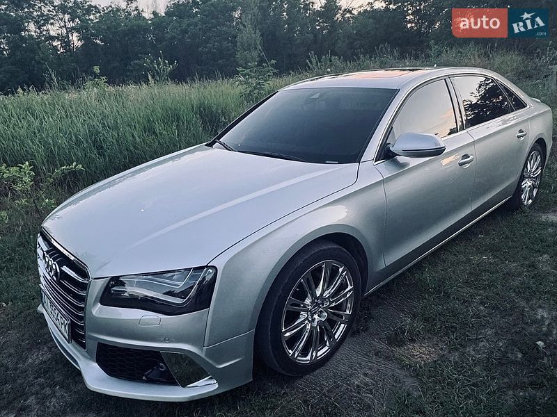 Седан Audi A8 2012 в Каменском