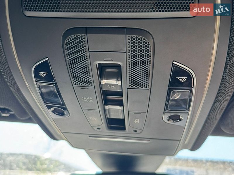 Седан Audi A8 2011 в Бердичеве