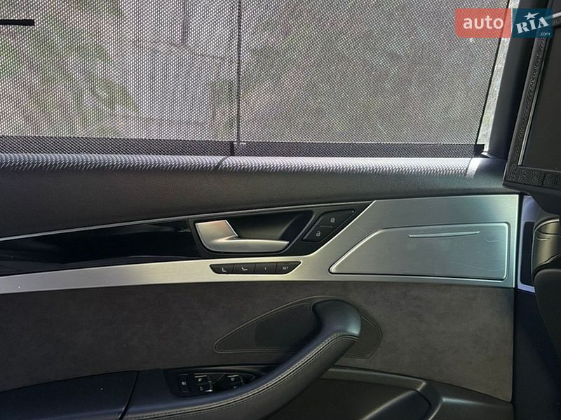 Седан Audi A8 2011 в Бердичеве