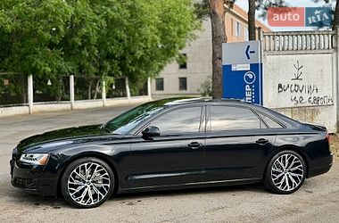 Седан Audi A8 2014 в Черновцах