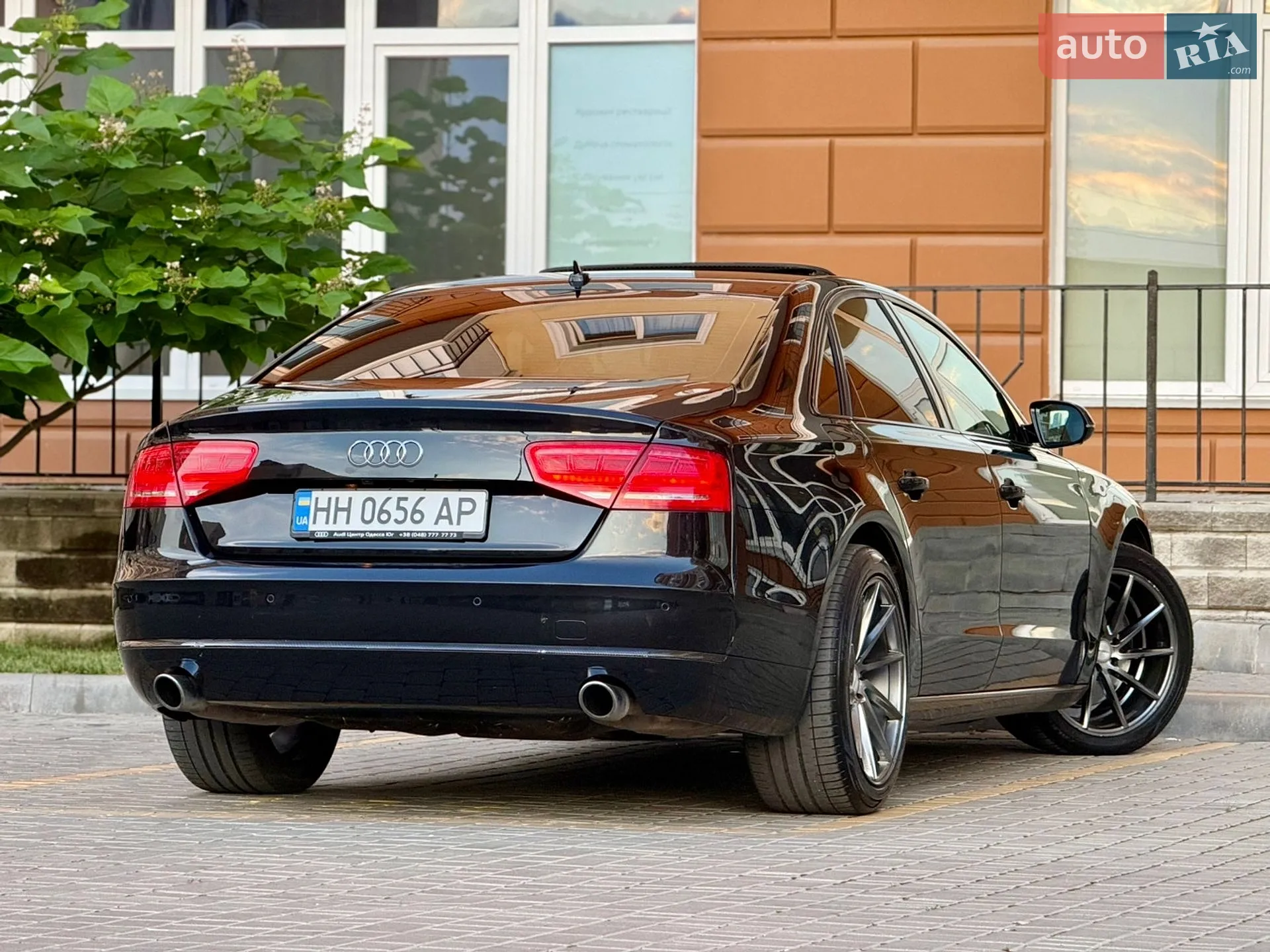 2010 Audi A8 - мініатюра 24