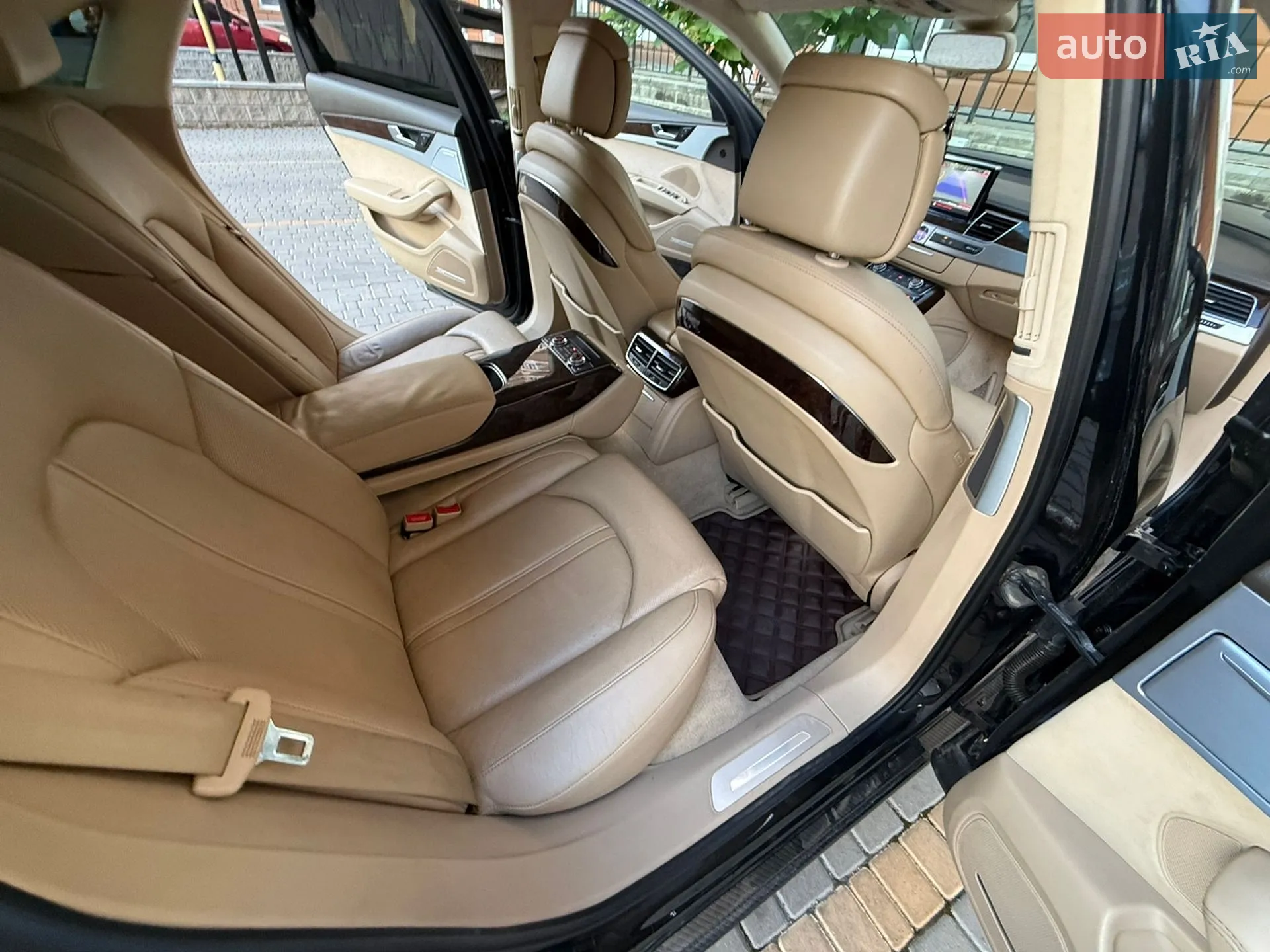 2010 Audi A8 - мініатюра 44