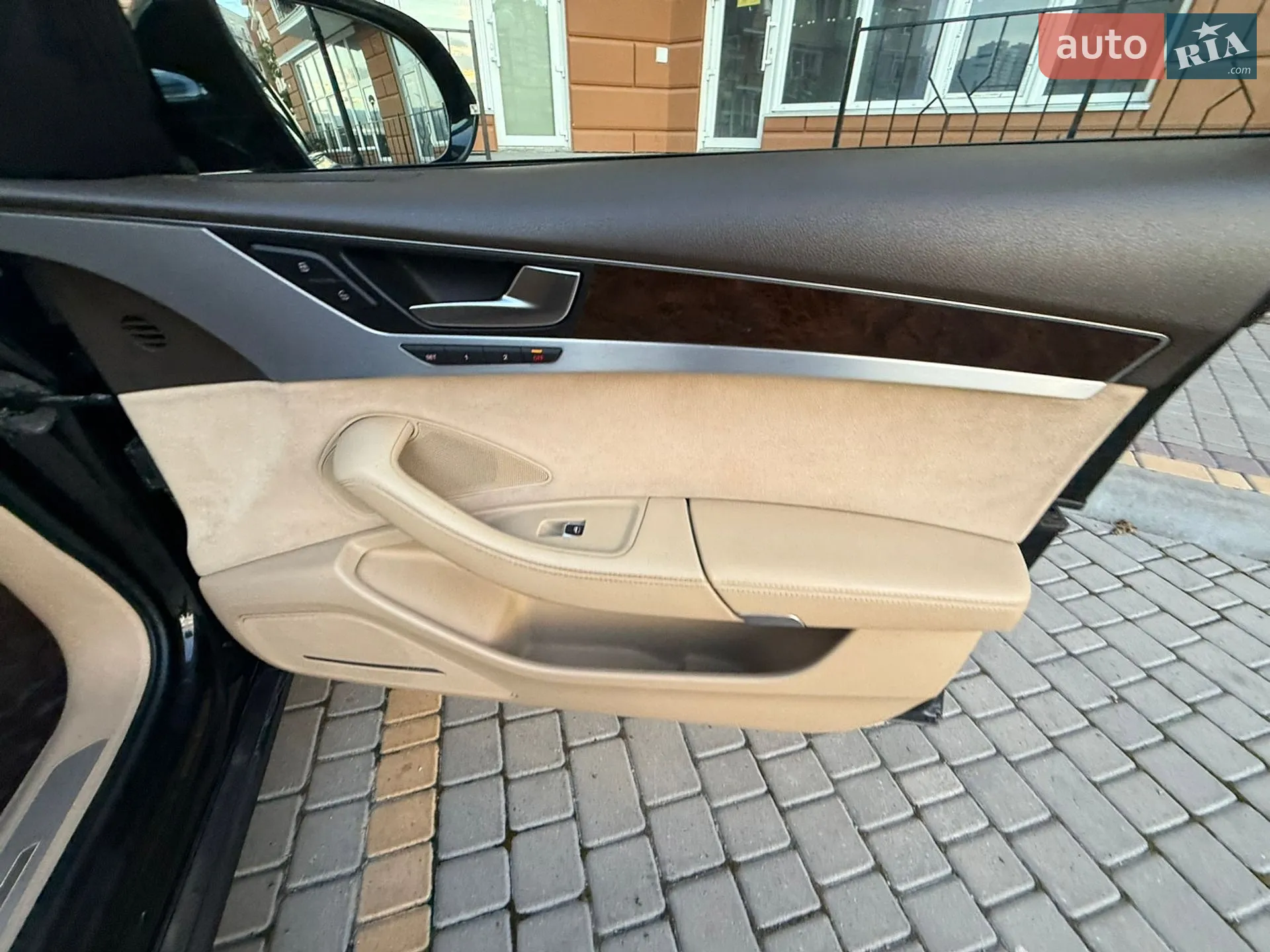 2010 Audi A8 - мініатюра 61
