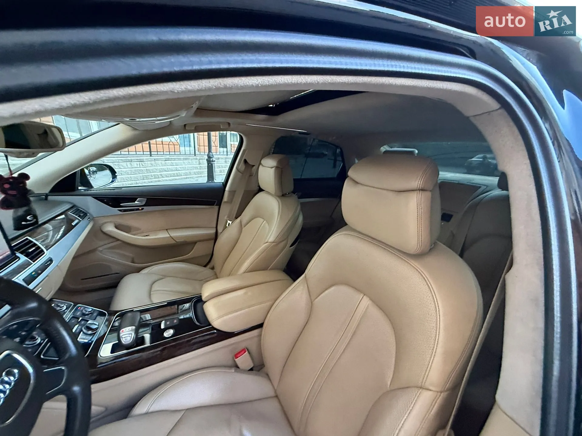 2010 Audi A8 - мініатюра 74