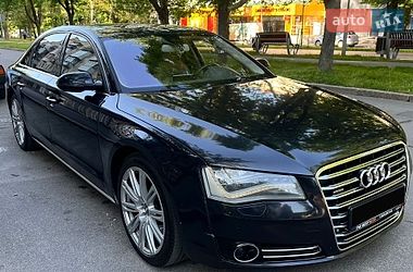 Седан Audi A8 2010 в Виннице
