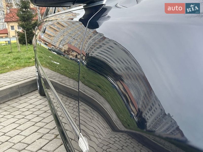 Седан Audi A8 2004 в Львове