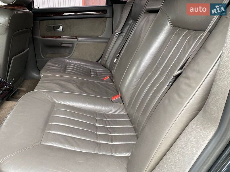 Седан Audi A8 2000 в Ярмолинцах