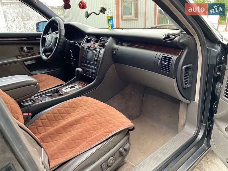 Седан Audi A8 2000 в Ярмолинцах