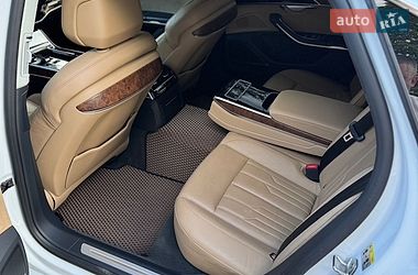 Седан Audi A8 2018 в Києві