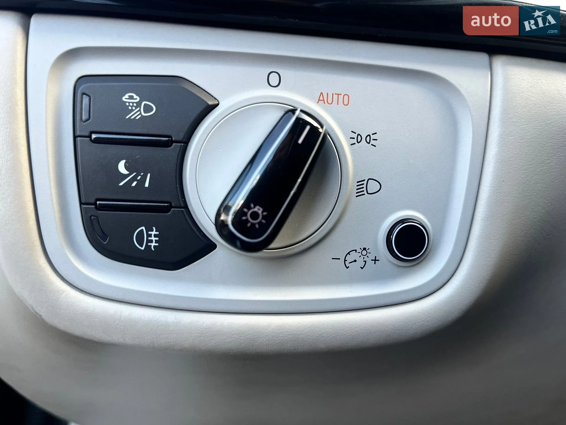 2010 Audi A8 - мініатюра 43