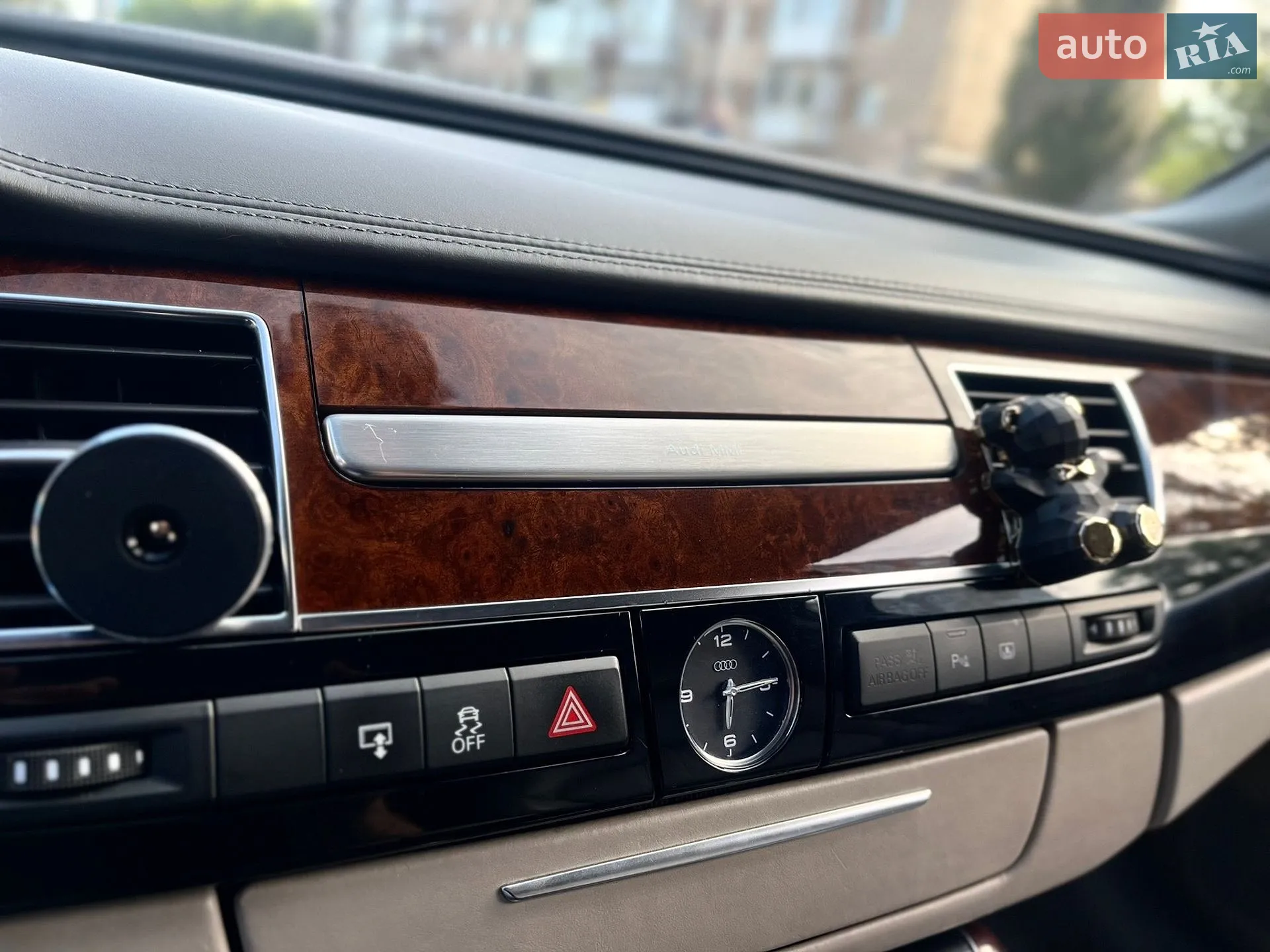 2010 Audi A8 - мініатюра 55