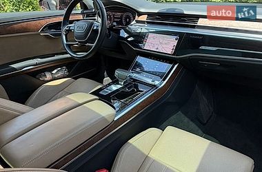 Седан Audi A8 2018 в Києві