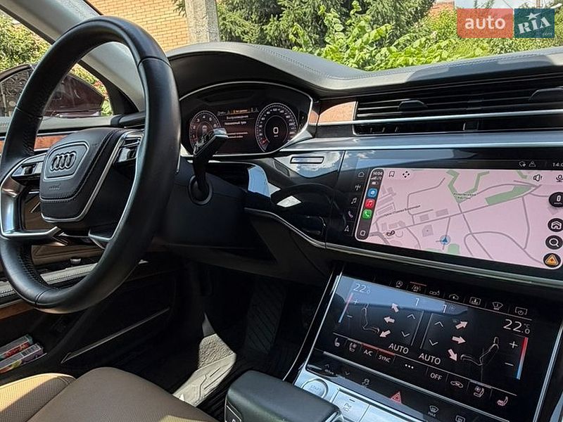 Седан Audi A8 2018 в Києві