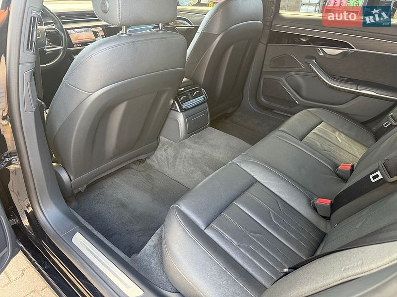 Седан Audi A8 2020 в Кривом Роге
