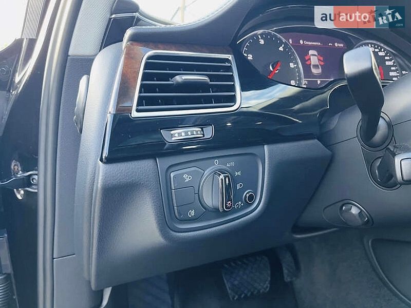 Седан Audi A8 2017 в Киеве фото 21 Седан Audi A8 2017 в Киеве
